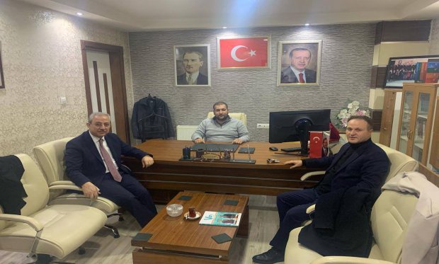 AK Parti’den Van Büyükşehir Belediye Başkan Aday Adayı Ayhan Kayatürk'ten Ak Parti Gençlik Kolları Başkanlığına Ziyaret