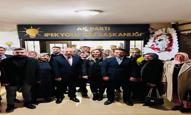 AK Parti’den Van Büyükşehir Belediye Başkan Aday Adayı Ayhan Kayatürk'ten Ak Parti İpekyolu İlçe Başkanlığına Ziyaret